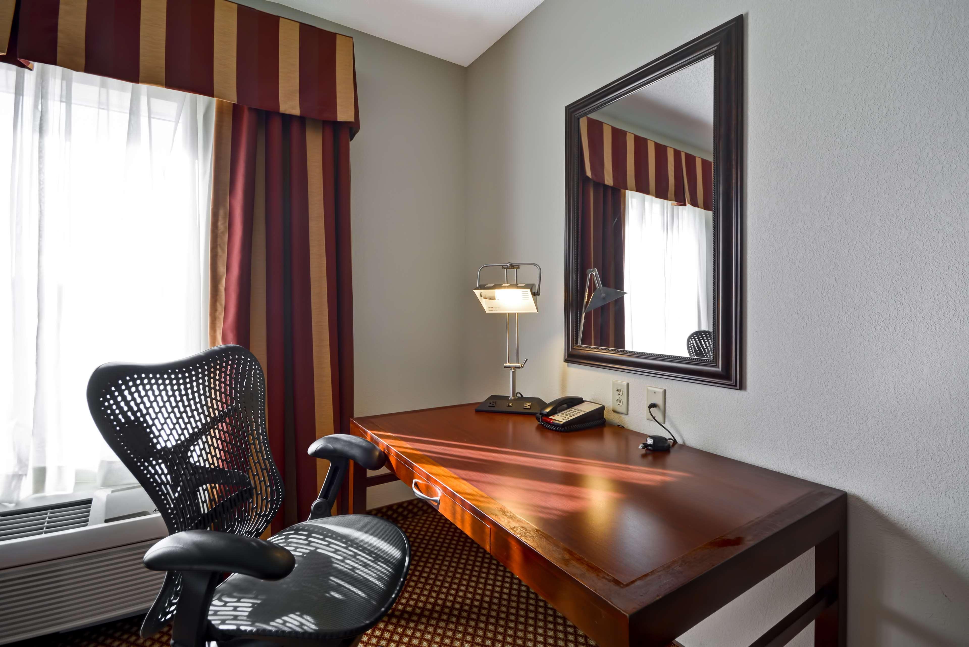 Hilton Garden Inn Tampa Riverview Брандон Экстерьер фото